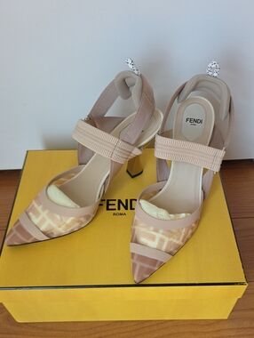 Fendi Rose Nude Colibri Slingback Heels, 39.